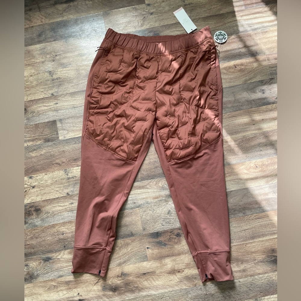 Calia by Carrie Underwood Women’s Cold Weather Collection High Rise Pants